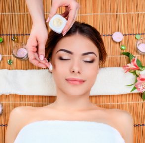 beautiful-testi-young-woman-at-a-spa-salon-PX5DCH3.jpg